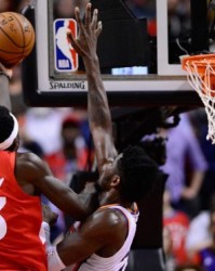 企鹅体育入口-NBA雄鹿补时争议三分绝杀凯尔特人终结六连胜登顶引热议