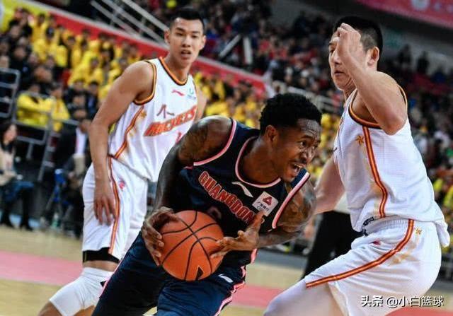 戈贝尔18+21统治攻防，爵士零封对手